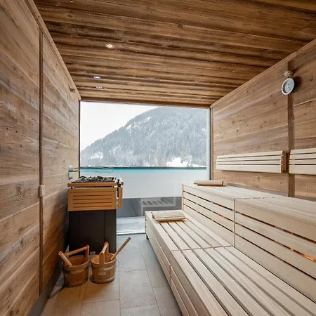 Suites Nauders Hotel