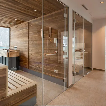 Hotel Suites Nauders 4*