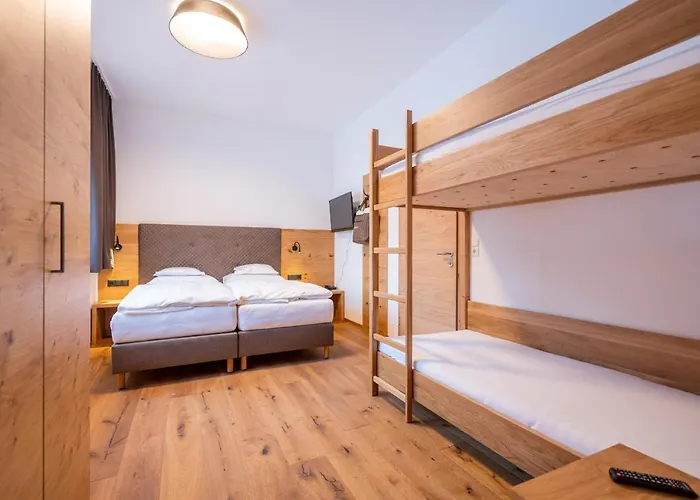 By Mein Almhof Superior 4* ナウダース