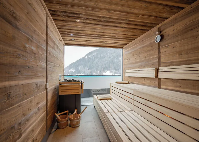 By Mein Almhof Superior ホテル 4*