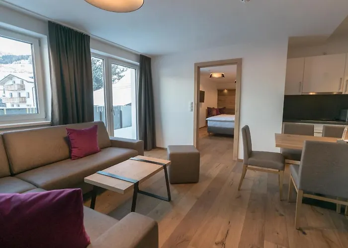 By Mein Almhof Superior ホテル ナウダース