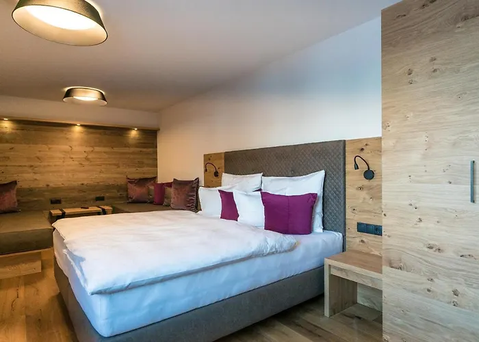 By Mein Almhof Superior 4* ナウダース