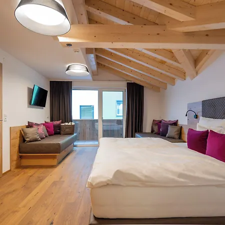 By Mein Almhof Superior 4*