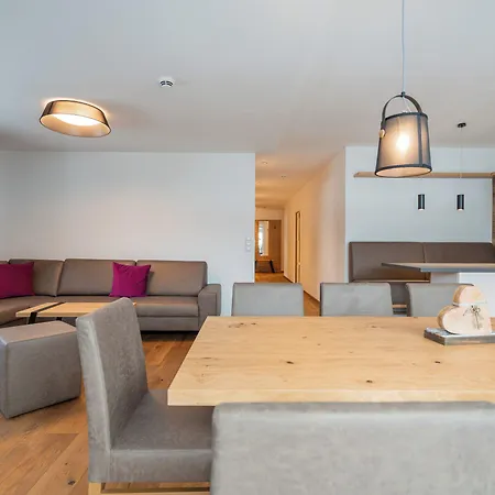 ホテル By Mein Almhof Superior