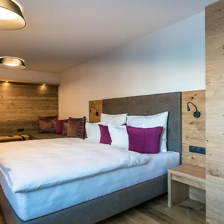 By Mein Almhof Superior 4* ナウダース