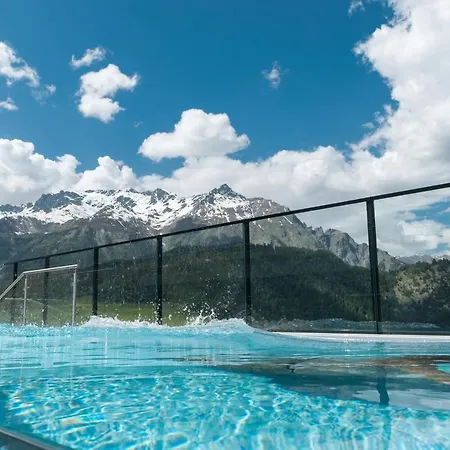 Hotel Suites Nauders 4*